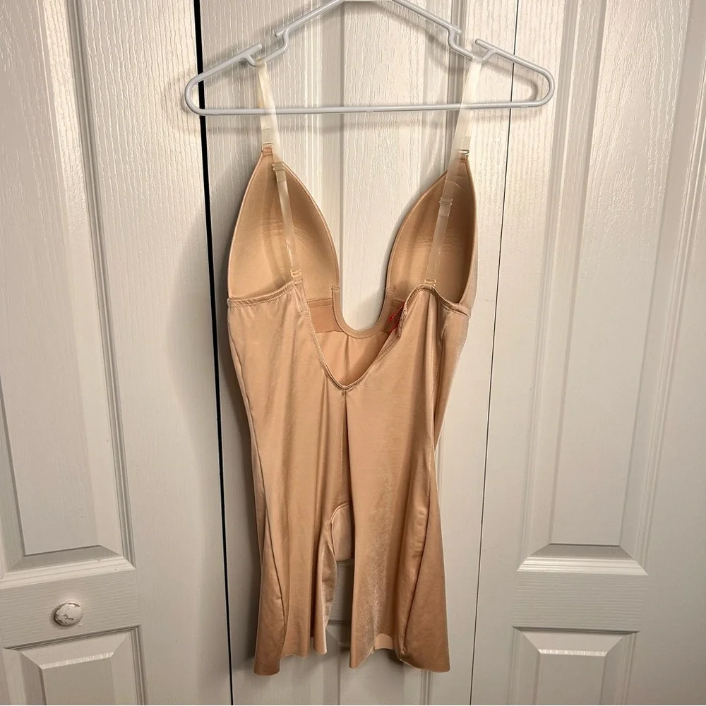 SPANX Women’s Suit Your Fancy Plunge Low-Back Mid-Thigh Bodysuit‎ Size XL NWOT